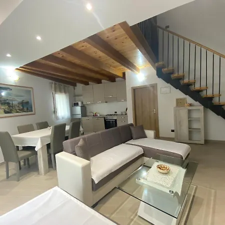 Apartman Galerija Ogulin Esterno foto