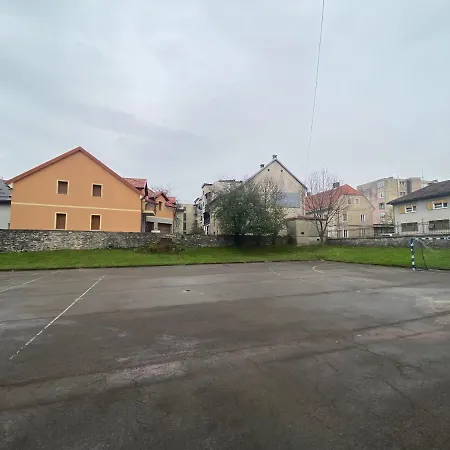Apartman Galerija Ogulin Esterno foto