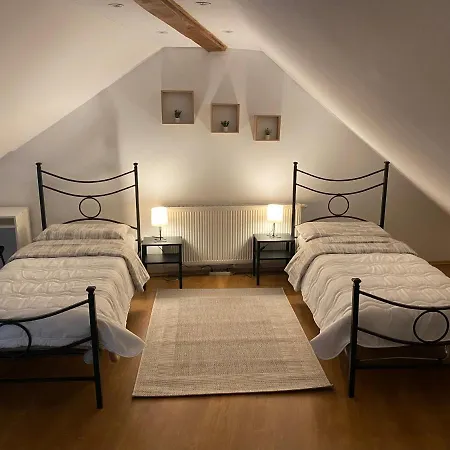 Apartman Galerija Ogulin Esterno foto
